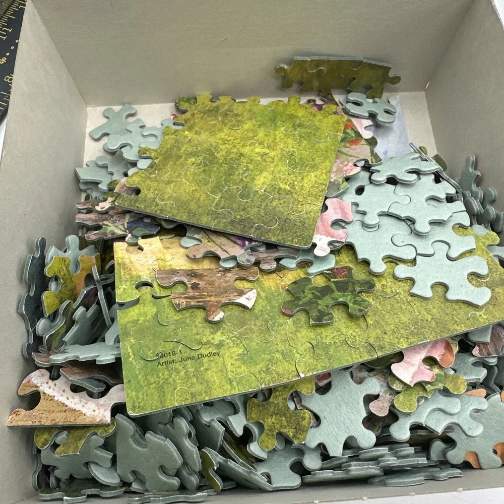 MB Puzzle Picture Perfect. Grandmother's Garden. 550 Pieces‎